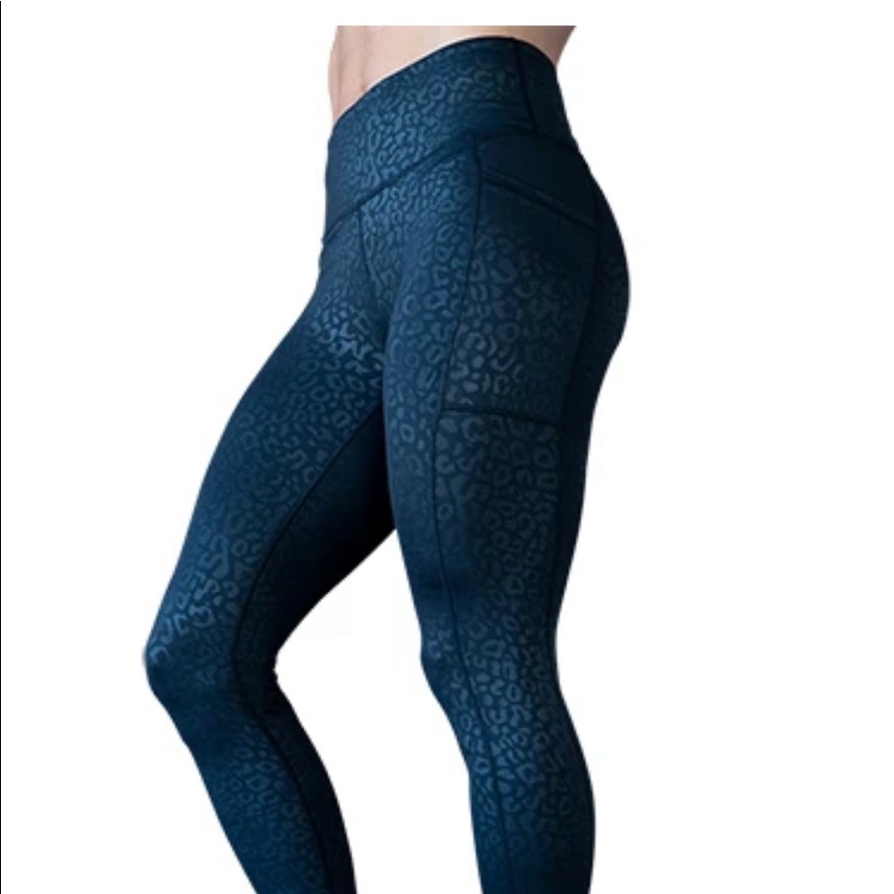 Constantly varied gear leopard leggings